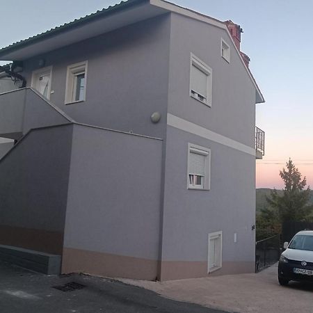 Apartmaji Hrvatin V Kortah Izola Kültér fotó
