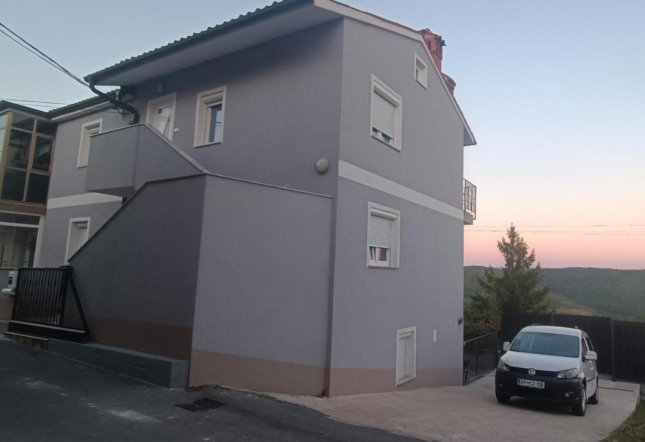 Apartmaji Hrvatin V Kortah Izola Kültér fotó