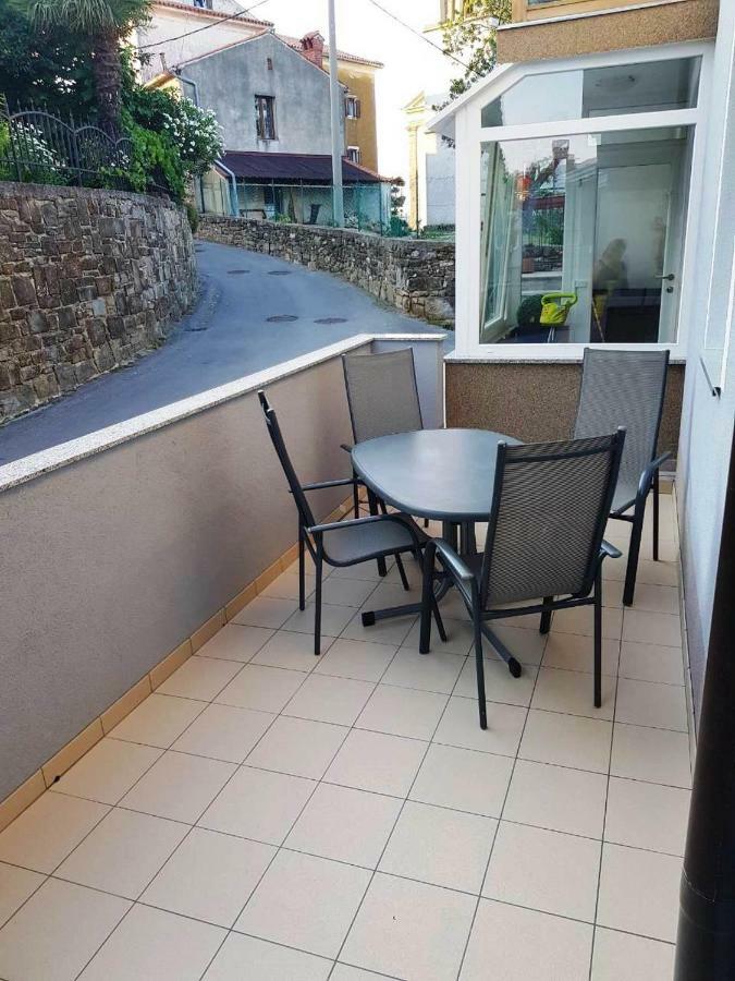 Apartmaji Hrvatin V Kortah Izola Kültér fotó