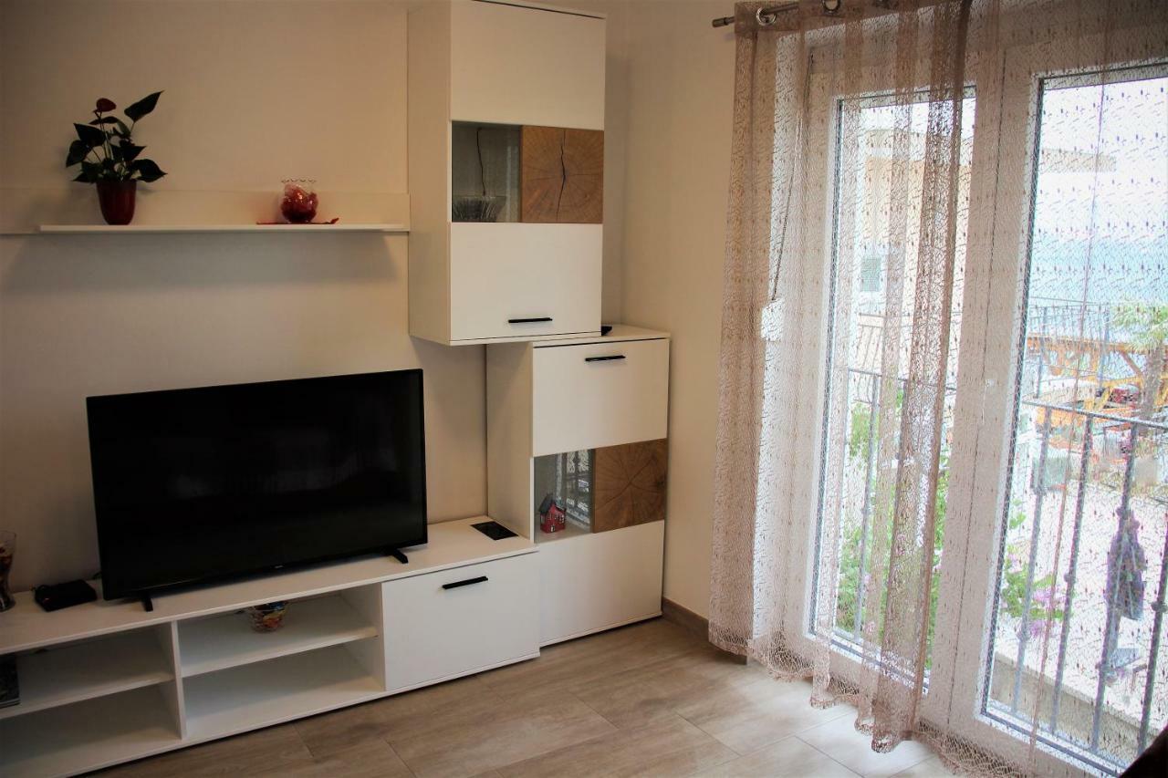 Apartmaji Hrvatin V Kortah Izola Kültér fotó