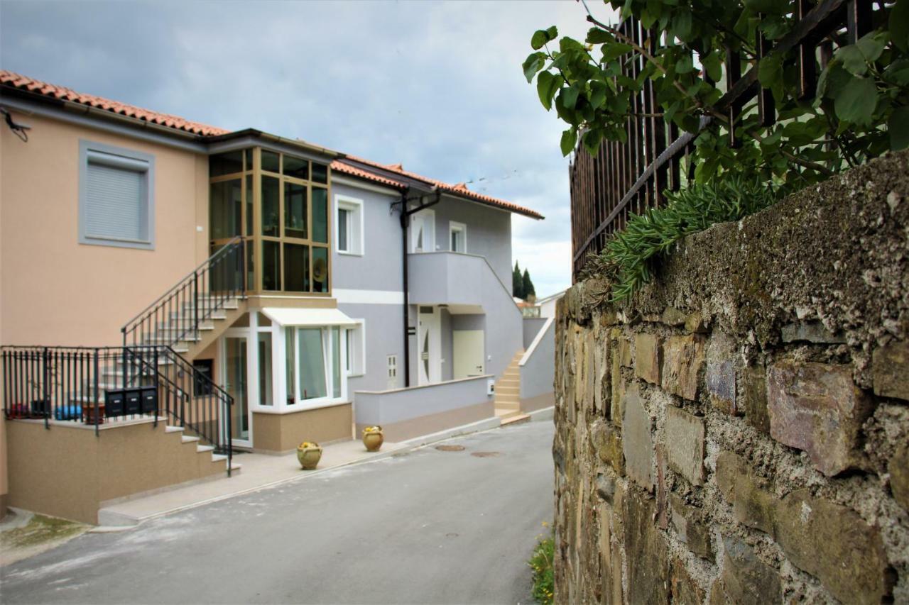 Apartmaji Hrvatin V Kortah Izola Kültér fotó