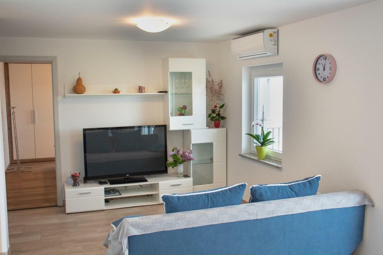 Apartmaji Hrvatin V Kortah Izola Kültér fotó