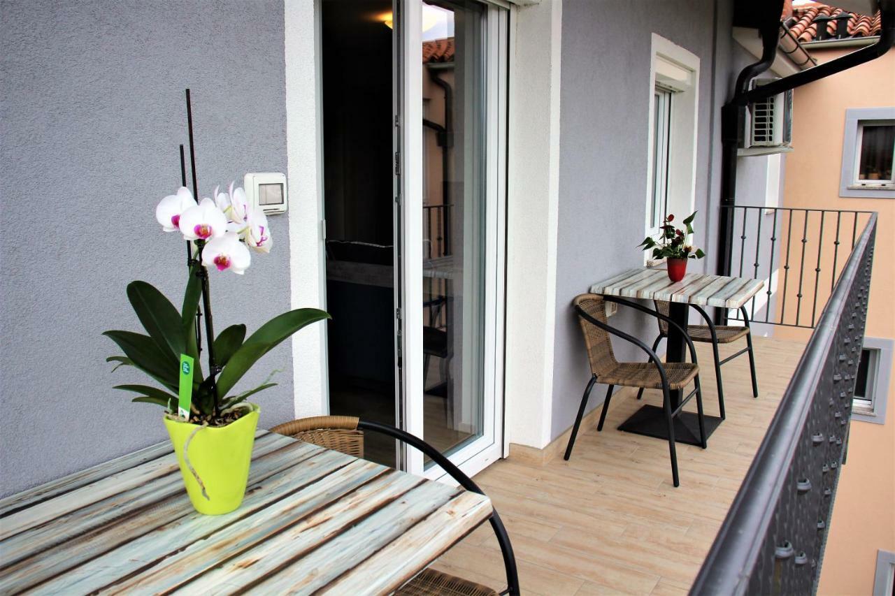 Apartmaji Hrvatin V Kortah Izola Kültér fotó